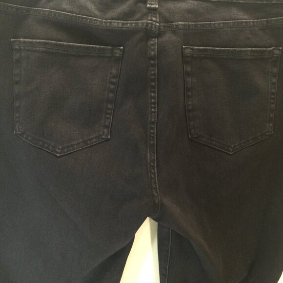 Time  & Tru High Rise Curvy Pants Sz 16 Womens Black Denim Jeans Tapered - Picture 5 of 9